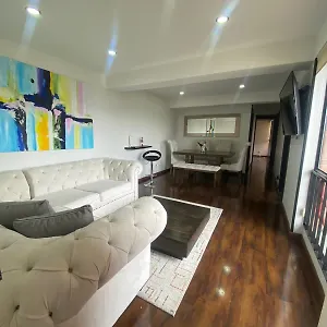 Apartamento Hermoso Y Comodo Apartamento Cerca Al Aeropuerto, Bogotá